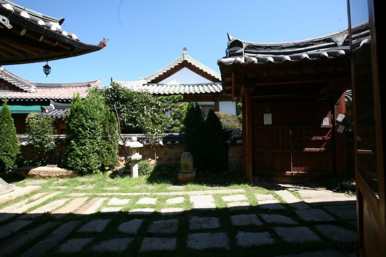 Hotel Gaeunchae 2 Jeonju Exterior foto